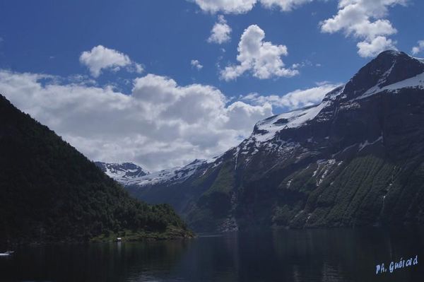 Geirangerfjord
Keywords: Norvege;Express Cotier;Geirangerfjord