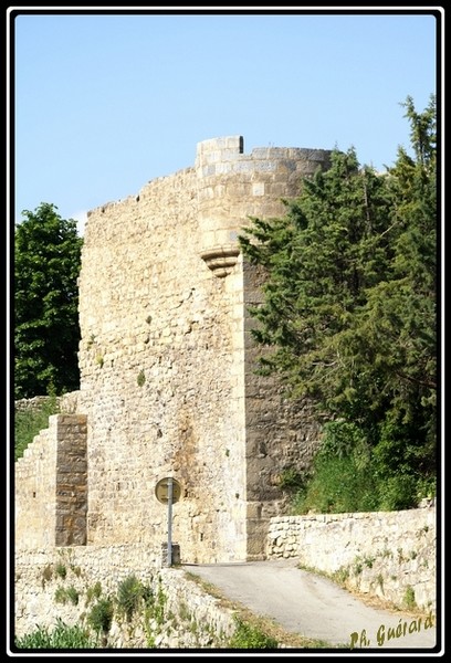 ancienne porte lagrasse